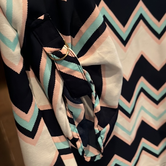 NWT medium long sleeve blouse - Picture 3 of 7